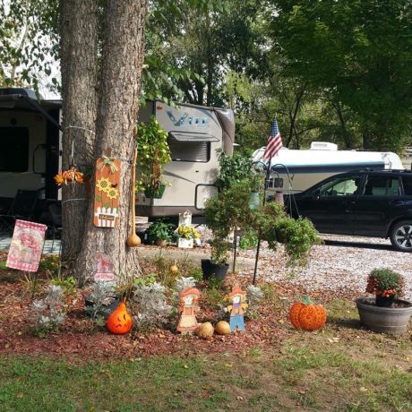 Hickory Knob Riverbend RV & Campground in Franklin NC